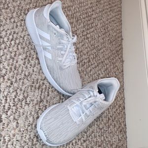 Adidas size 7.5 women’s